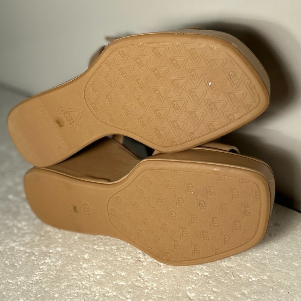 Gianni Bini SZ9 NWOT The Change Tan Leather Wedge Sandals Boho 70 Retro Recycled - Picture 8 of 9